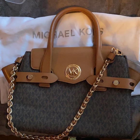 Michael kor’s purse - Picture 1 of 4